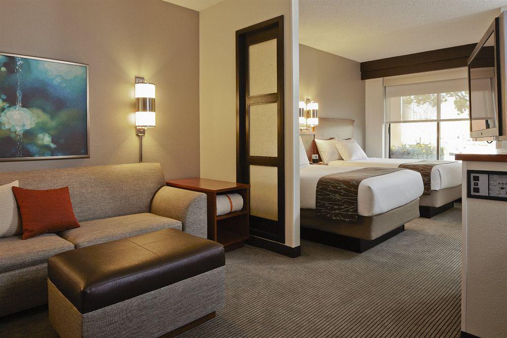 Hyatt Place Denver Airport Орора Екстер'єр фото